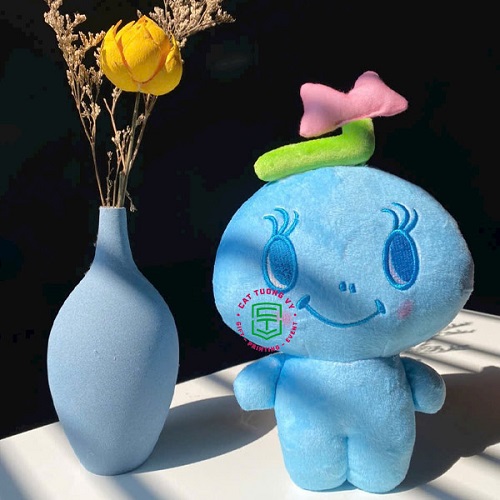 Adorable cartoon plush toy